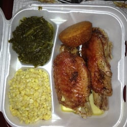 Fried turkey wings, sweet white corn, turnip greens.