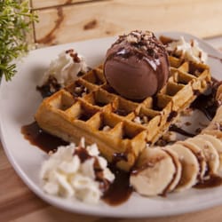 Hazel Tea & Dessert House - Forever Rocher Waffle