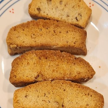 Salute - complimentary biscotti - Italian Near Me - Rocky Hill, Connecticut