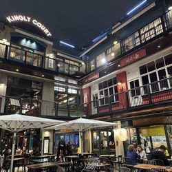 Kingly Court