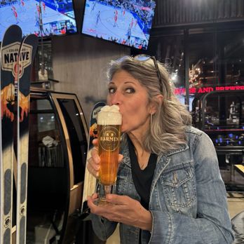 Tom's Watch Bar - 7 minute pour Pilsner - Sports Bars Near Me - Denver, Colorado