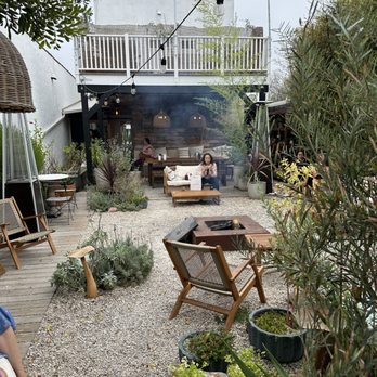 Anima Mundi Apothecary - Herbal Shops Near Me - Venice, California Anima Mundi Apothecary - Herbal Shops Near Me - Venice, California