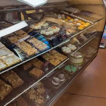 Roy's Pasties and Bakery - Bakeries Near Me - Houghton, Michigan Roy's Pasties and Bakery - Bakeries Near Me - Houghton, Michigan
