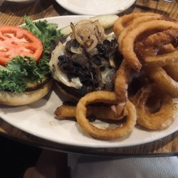 Hilliards Corner Lounge - Swiss mushroom burger