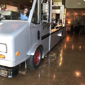 Werewolf Coffee Bar - Coffee & Tea Near Me - Chicago, Illinois