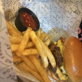 Rock That Burger - Love Me 2 Times - Burgers Near Me - Miami, Florida Rock That Burger - Love Me 2 Times - Burgers Near Me - Miami, Florida
