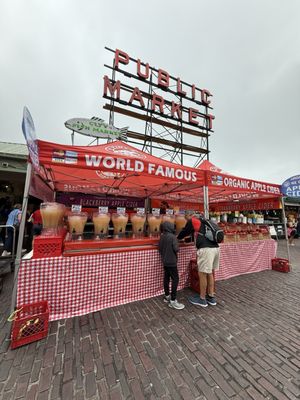 Tiny's Organic by null