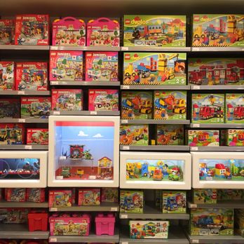 Lego - Toy Stores Near Me - New York, New York