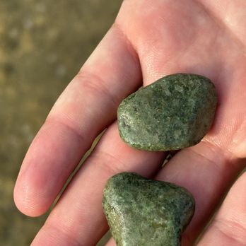 Blue Hole Park - Green rocks - Parks Near Me - Georgetown, Texas