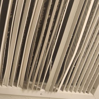 Hilton Cincinnati Netherland Plaza - Bathroom vent that doesn't work - Hotels Near Me - Cincinnati, Ohio