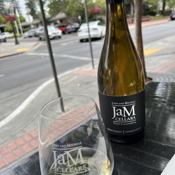 JaM Cellars - Wine Tasting Room Near Me - Napa, California