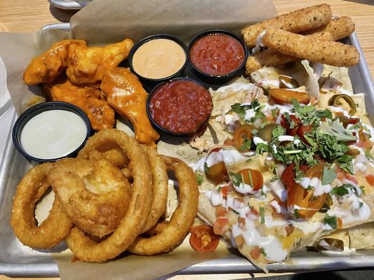 Buffalo Wild Wings by null