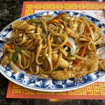 Jade Palace - Chicken 65. Lo Mein (soft noodles) - Chinese Near Me - Bellevue, Nebraska Jade Palace - Chicken 65. Lo Mein (soft noodles) - Chinese Near Me - Bellevue, Nebraska