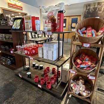 Lion Cafe and General Store - Coffee & Tea Near Me - Honolulu, Hawaii Lion Cafe and General Store - Coffee & Tea Near Me - Honolulu, Hawaii