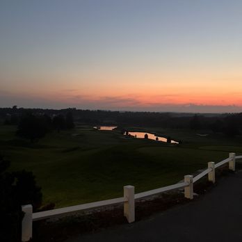 Sandtrap Bar & Grille - Beautiful sunsets! - Lebanese Near Me - Methuen, Massachusetts Sandtrap Bar & Grille - Beautiful sunsets! - Lebanese Near Me - Methuen, Massachusetts