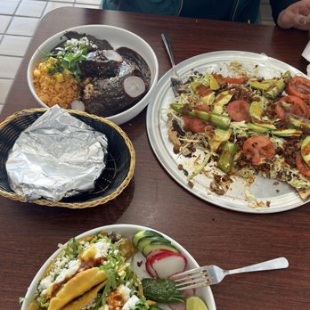Oaxaca cuisine - Chorizo Tlayuda, Chicken mole, fried quesadillas - Breakfast & Brunch Near Me - Fairfield, California