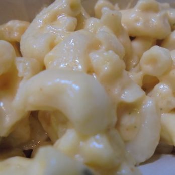 The Bougie Waffle - SMACKaroni mac & cheese, close-up. - Food Trucks Near Me The Bougie Waffle - SMACKaroni mac & cheese, close-up. - Food Trucks Near Me