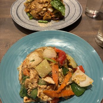 Thai Hot Box - Pad Woonsen - Thai Near Me - New York, New York