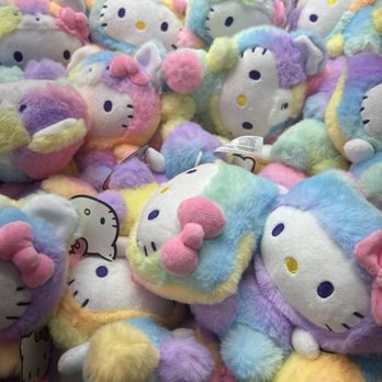 Circus Acts at Circus Circus - Hello Kitty! - Performing Arts Near Me - Las Vegas, Nevada Circus Acts at Circus Circus - Hello Kitty! - Performing Arts Near Me - Las Vegas, Nevada
