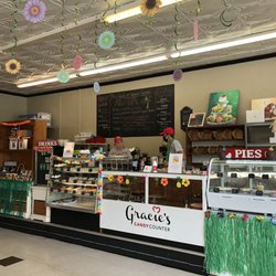 Gwendy's Cafe & Bakery - Inside, counter