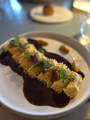 MAASS Restaurant at The Four Seasons by null