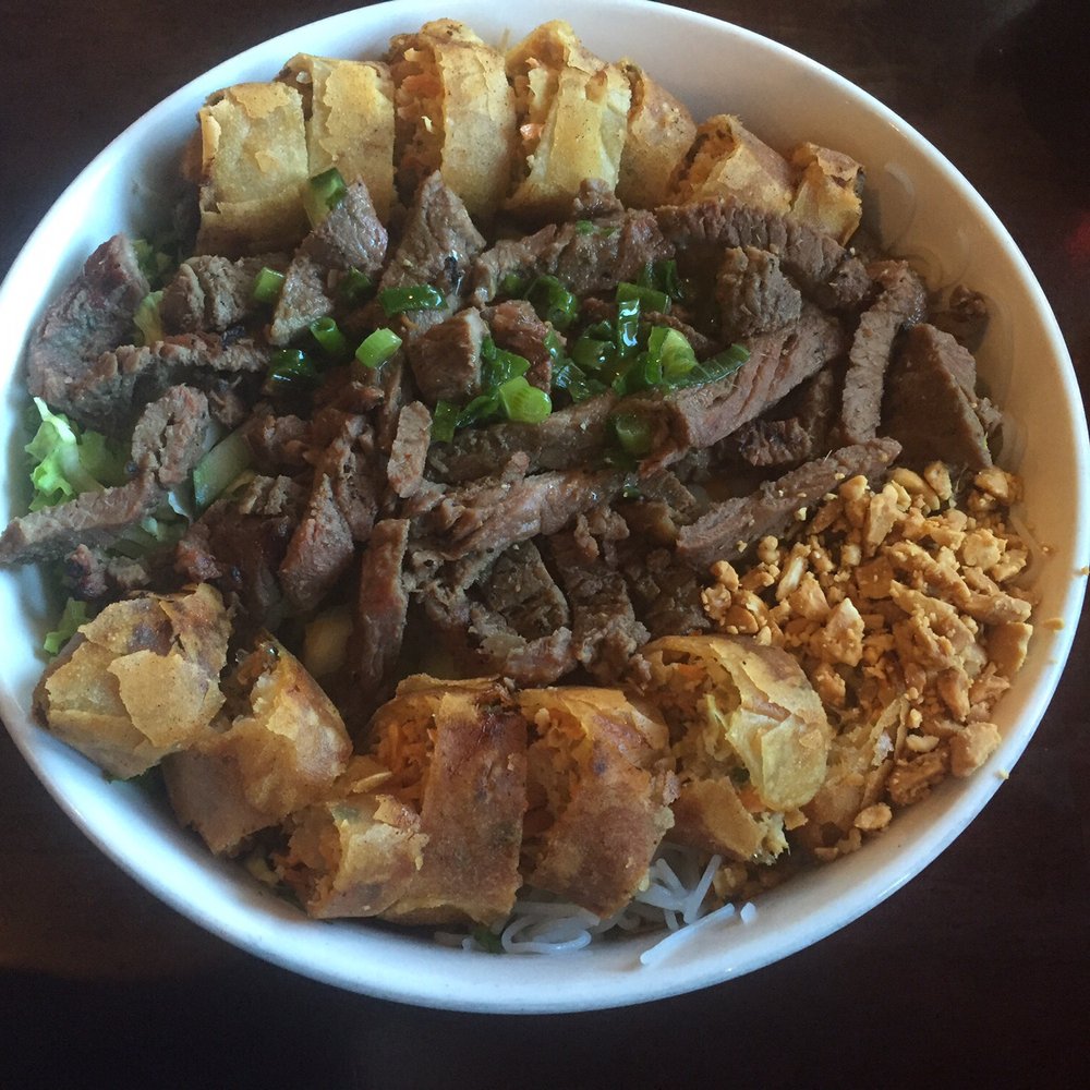 Pho Bistro - Beef and egg roll vermicelli bowl was great! - Vietnamese Near Me - Mckinney, Texas Pho Bistro - Beef and egg roll vermicelli bowl was great! - Vietnamese Near Me - Mckinney, Texas