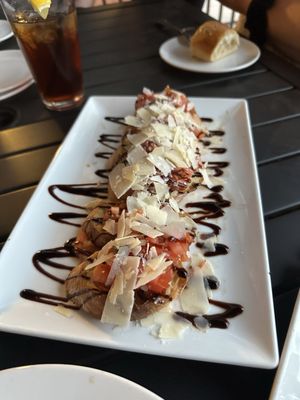 Travinia Italian Kitchen & Wine Bar by null