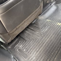 The Puddle Hand Car Wash and Detail Center