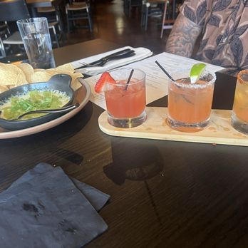 Quemar - Queso & Margarita Flight - Latin American Near Me - Virginia Beach, Virginia