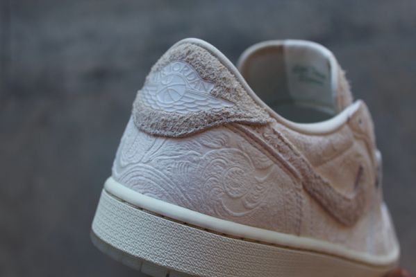 Silhouette Sneakers & Art by null