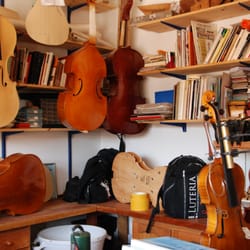 Ateliê de Luthieria Leandro Mombach