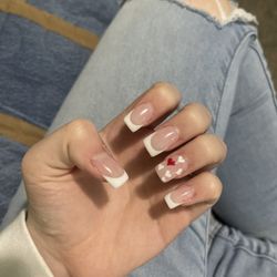 Tony Nails - beautiful pristine shapes and colors