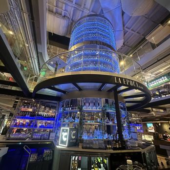 Julia & Henry's - Food Court Near Me - Miami, Florida