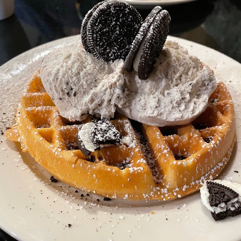 Salem's Retreat - Cookies and cream pancakes - Breakfast & Brunch Near Me - Salem, Massachusetts Salem's Retreat - Cookies and cream pancakes - Breakfast & Brunch Near Me - Salem, Massachusetts