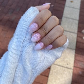 Numii Nail Spa - Nail Salons Near Me - Beltsville, Maryland