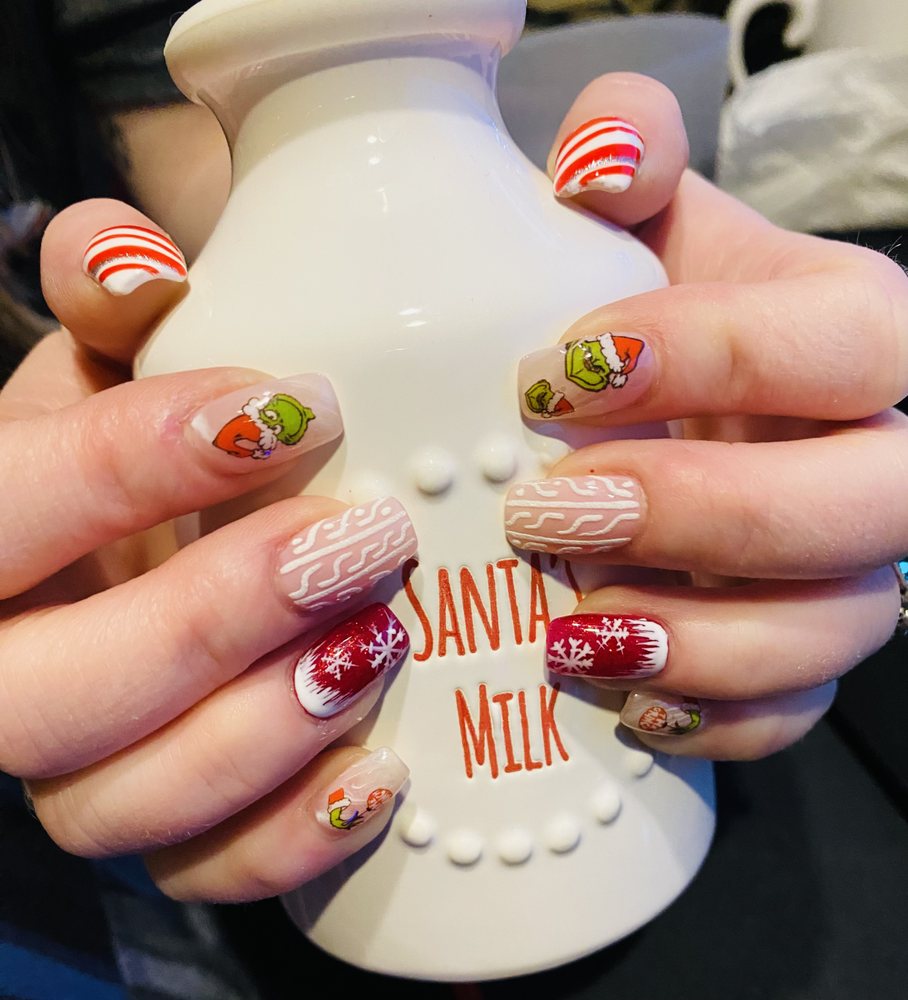 ERIC & MIA NAILS SPA Updated August 2024 118 Photos & 77 Reviews 3747 Bloomington St