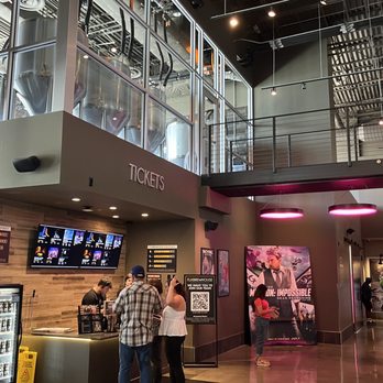 Flix Brewhouse - Cinema Near Me - San Antonio, Texas