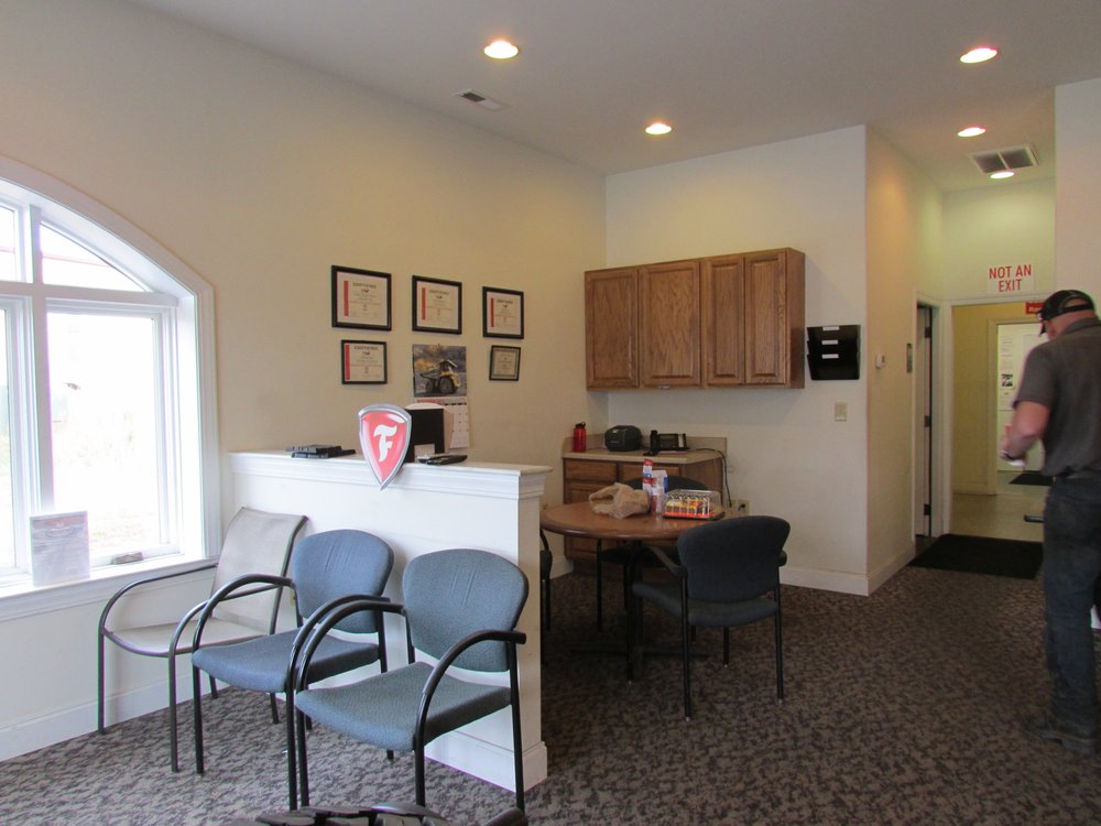 MCCARTHY TIRE SERVICE Updated October 2024 10 Photos 68 Continuum