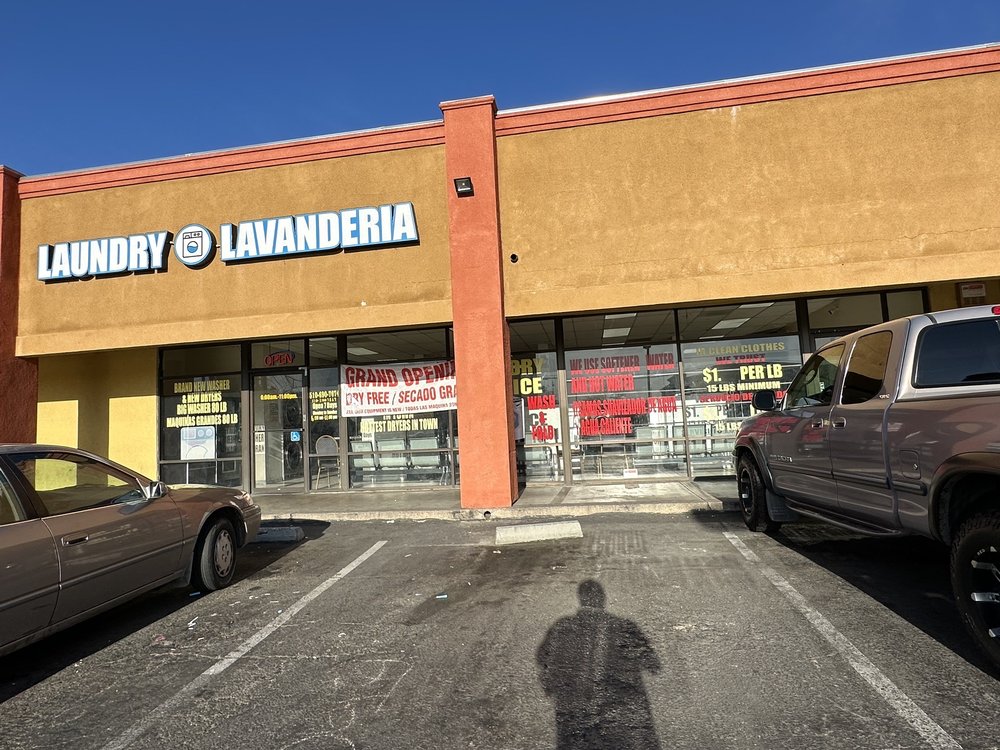 LAUNDRY LAVANDERIA Updated July 2024 1825 Mitchell Rd, Ceres