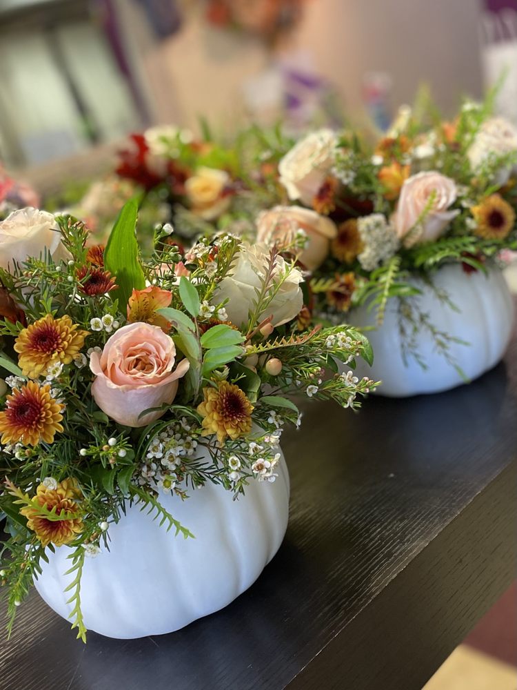 POSIES ‘N PRESENTS Updated September 2024 74 Photos 3 Boston Rd