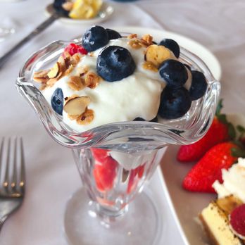 Palisade - DIY yogurt berry parfait! - Seafood Near Me - Seattle, Washington Palisade - DIY yogurt berry parfait! - Seafood Near Me - Seattle, Washington