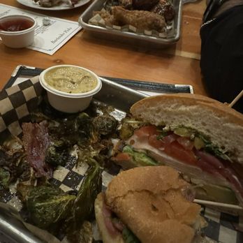 Carver Cafe - Delis Near Me - Damascus, Oregon