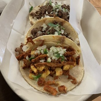 Mi Rinconcito Mexicano - Tacos choriados- Al Pastor - Tacos Near Me - Miami, Florida Mi Rinconcito Mexicano - Tacos choriados- Al Pastor - Tacos Near Me - Miami, Florida