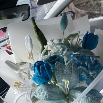 Sweet Chillin - Blue flower bouquet - Gift Shops Near Me - Whittier, California Sweet Chillin - Blue flower bouquet - Gift Shops Near Me - Whittier, California