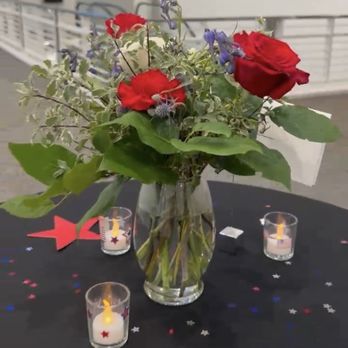 Lannetus Florals - Floral arrangement - Floral Designers Near Me