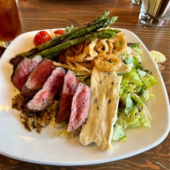 The Hammond Kitchen + Craft Bar - Steak salad - Tapas/Small Plates Near Me - Camas, Washington The Hammond Kitchen + Craft Bar - Steak salad - Tapas/Small Plates Near Me - Camas, Washington