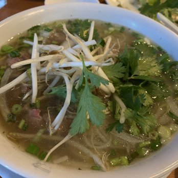 Mai Lee - Vietnamese Near Me - Saint Louis, Missouri