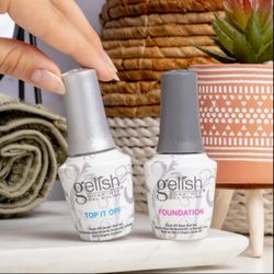 Universal Nail Supplies - Harmony Gelish Top it Off + Foundation