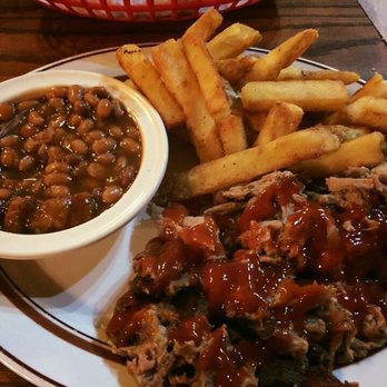 Crabb & Company - Crabb & Co: pulled pork, fries, baked beans - Seafood Near Me - Wappapello, Missouri