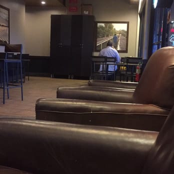 Starbucks - Coffee & Tea Near Me - Williamsburg, Virginia